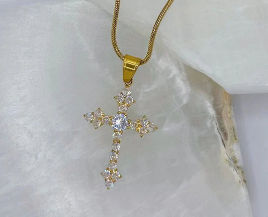 Elegante Schimmernde Kreuz Kette